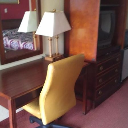 Atlanta Airport Hotel Forest Park Eksteriør billede