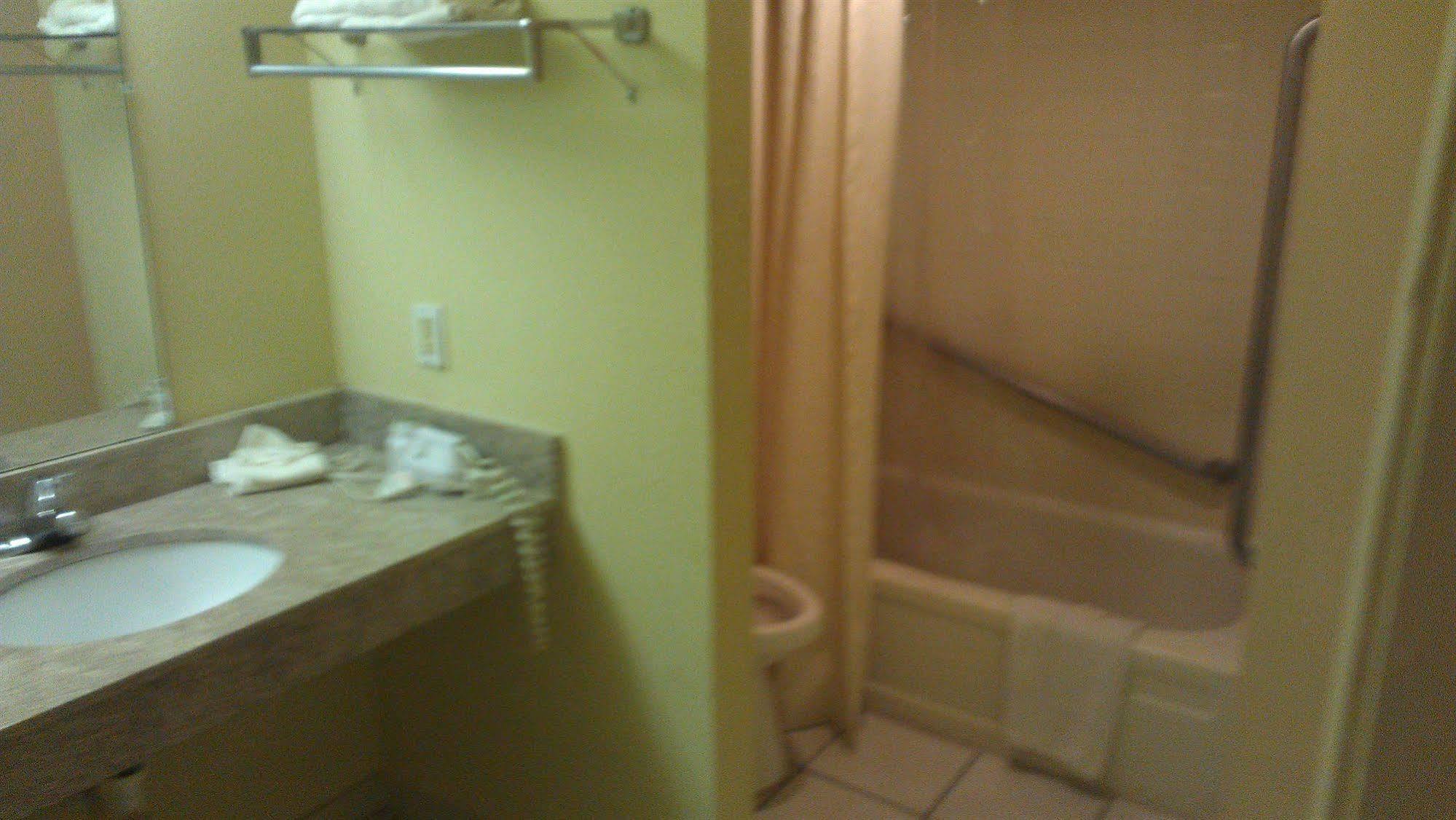 Atlanta Airport Hotel Forest Park Eksteriør billede